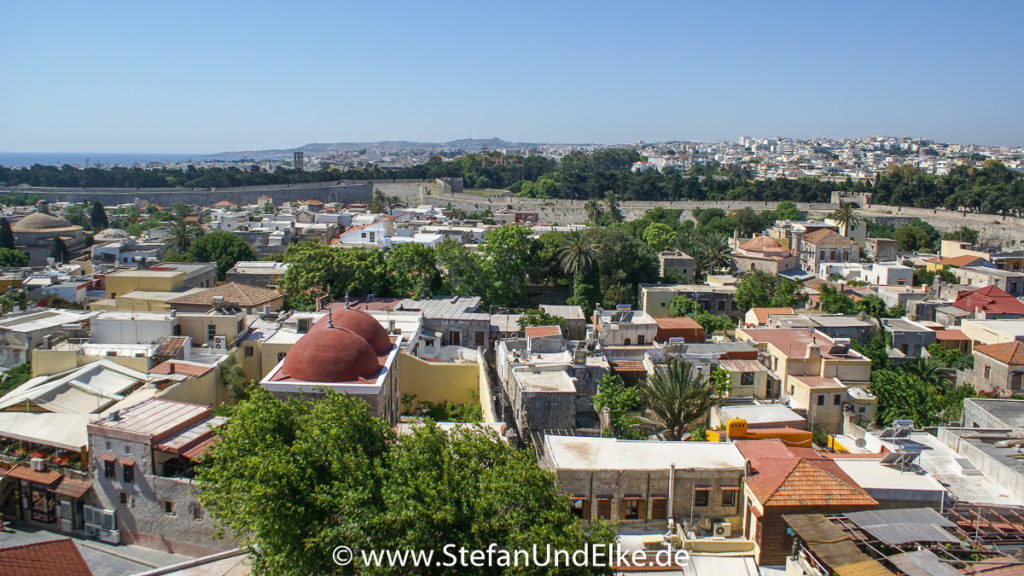 Über den Dächern der Altstadt von Rhodos