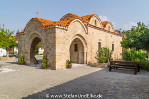 Im Kloster der Panagia Ipseni auf der Insel Rhodos -  - Klöster, Kirchen und Kapellen