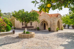 Im Kloster der Panagia Ipseni auf der Insel Rhodos -  - Klöster, Kirchen und Kapellen