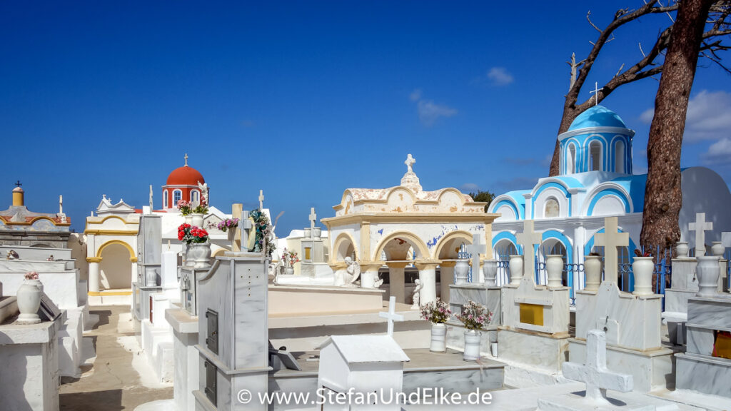 Der sicher ungewöhnlichste Friedhof auf der Insel Kasos