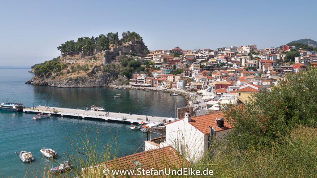 Blick auf den Hafen von Parga