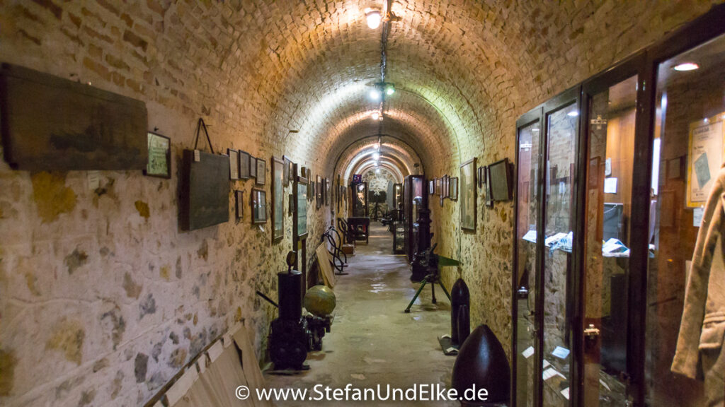 Das Tunnel-Museum bei Lakki