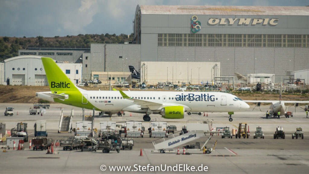 Airbus A220-300 (BD-500-1A11) YL-ABH, LGAV (ATH) Flughafen Athen, BTI (BT) Air Baltic